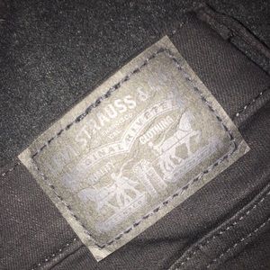 Black women’s levi’s